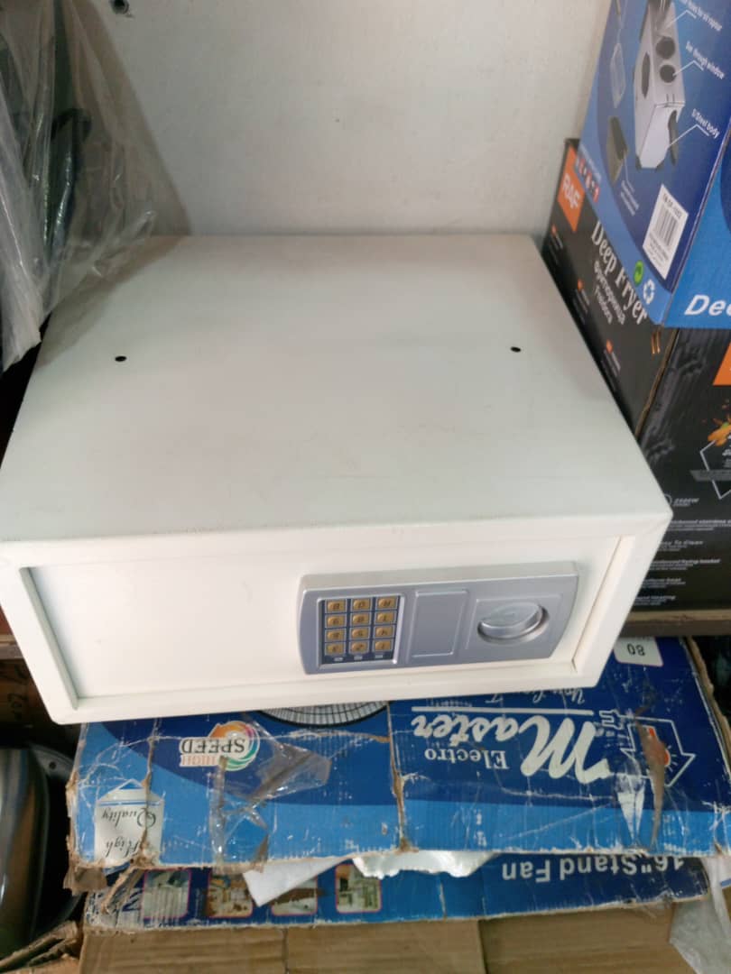 WhatsApp Image 2025-11-21 at 23.16.06_4d67090d