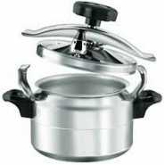 HTH 3L HTH Pressure Cooker Saucepan - Silver.