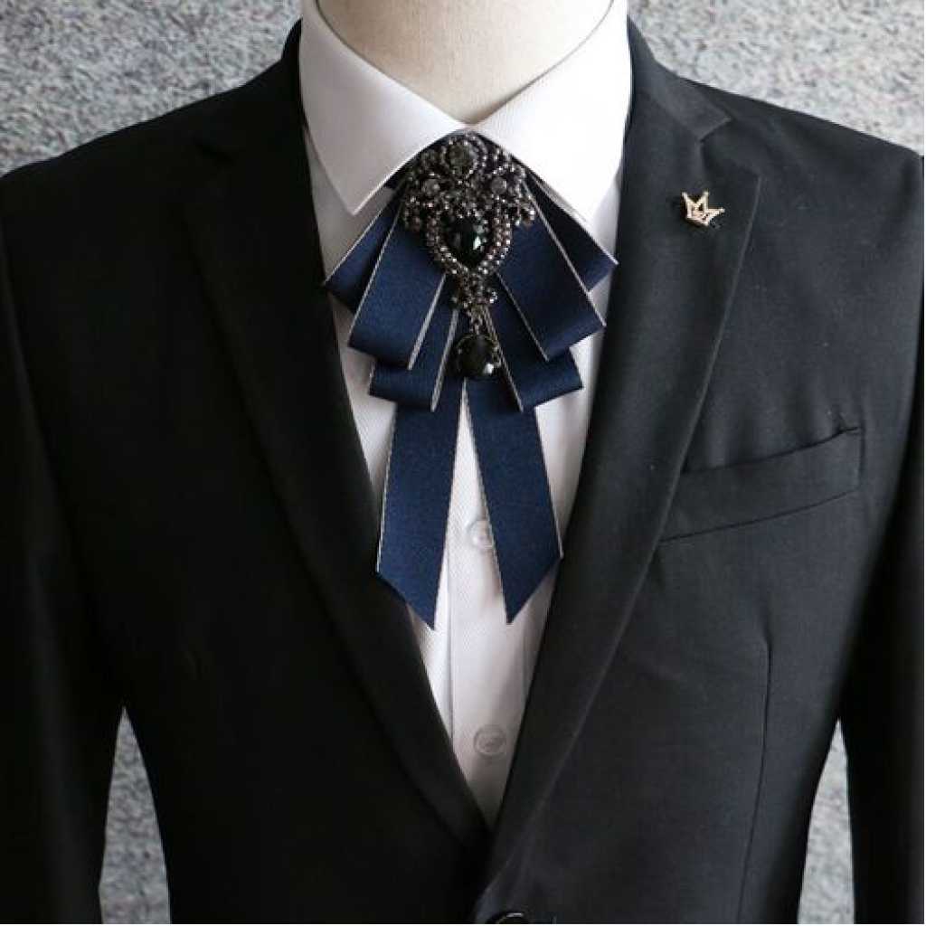 Men's Designer Rhinestone Detail Bow-Tie Set - Navy Blue. Designs May Vary