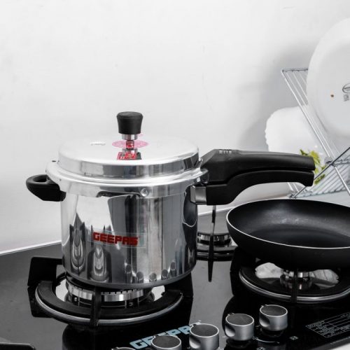 Geepas GPC325 3L Induction Base Pressure Cooker - Silver