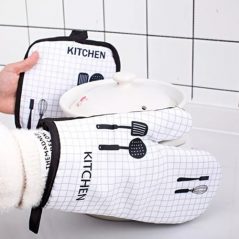 2pc Cotton Multi-Design Oven Mitt And Pot Holder -Multi-Colours