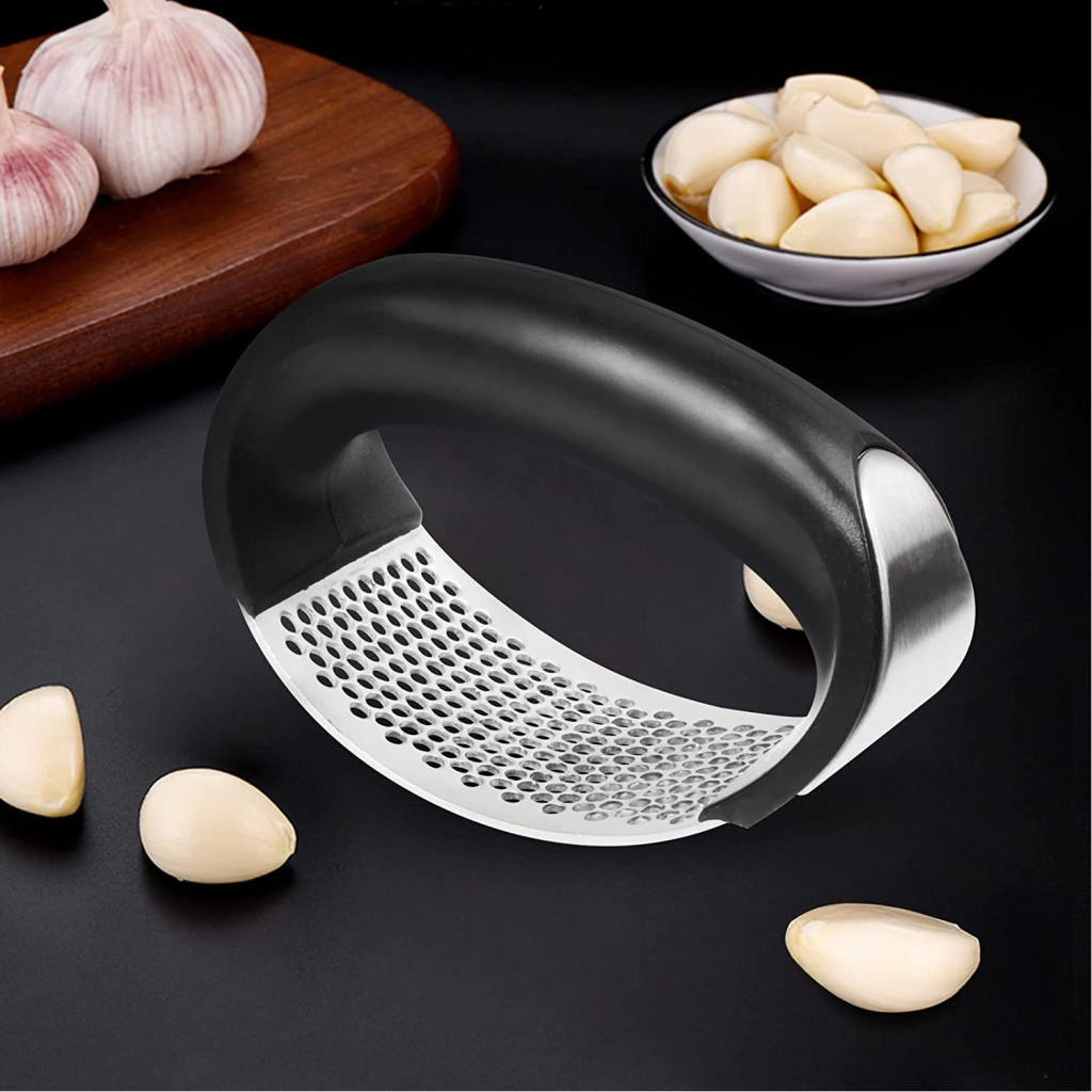 Stainless Steel Garlic Press Rocker- Premium Garlic Mincer - Arc Shape Design Garlic Crusher With Comfortable Grip