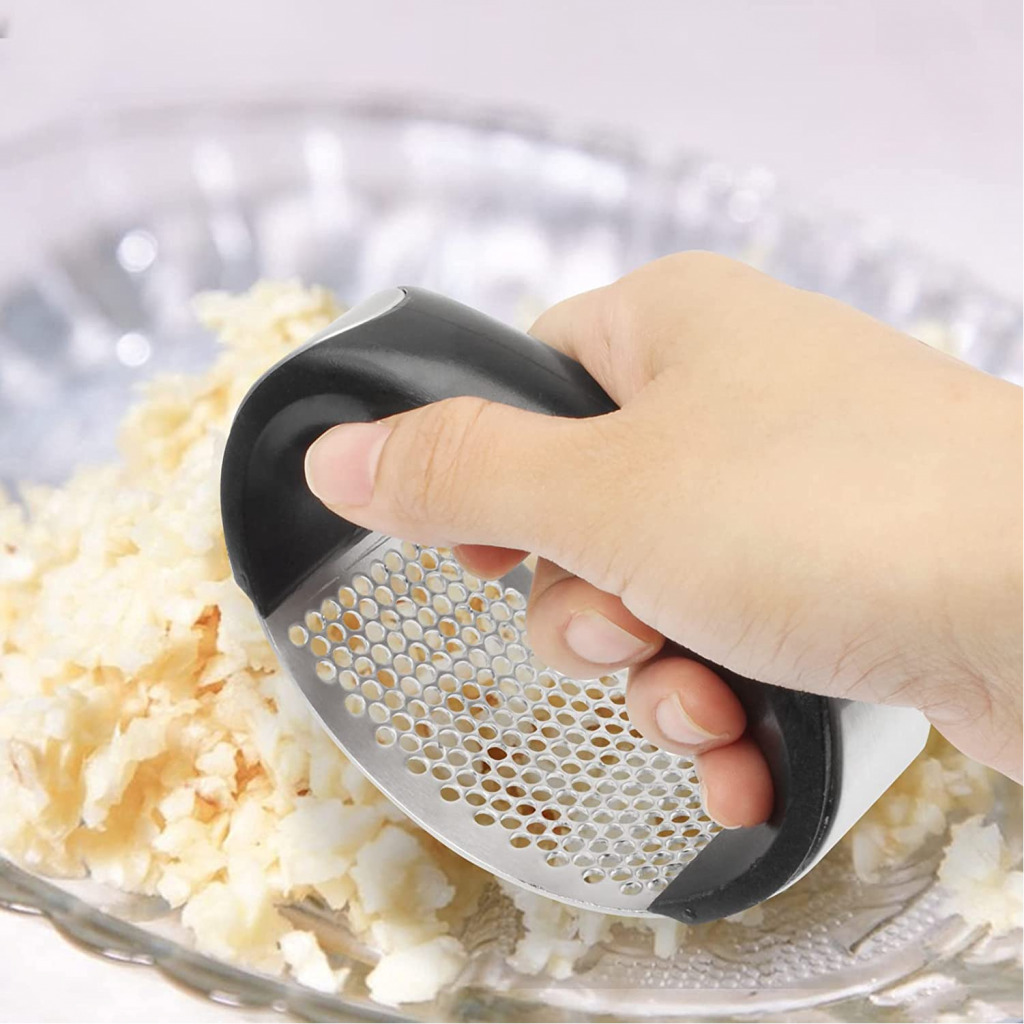 Stainless Steel Garlic Press Rocker- Premium Garlic Mincer - Arc Shape Design Garlic Crusher With Comfortable Grip