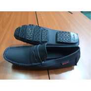 Men’s Clarks Mocassins-Black Men's Fashion TilyExpress