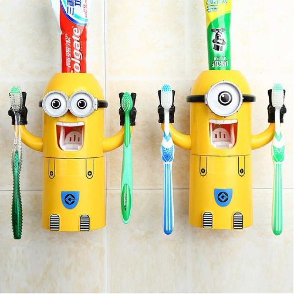 Automatic Minions Wash Kit One Toothpaste And Two Toothbrush Holder With Rinse Cup- Yellow